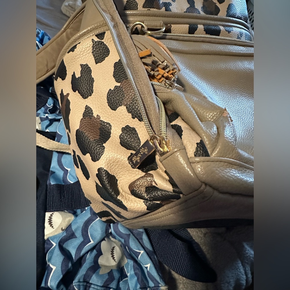 Itzy Ritzy Backpack - Picture 3 of 16